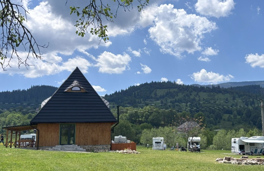 Deja View Cabin&Camp